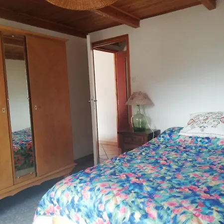 Grand 14 Personnes ,cour ,salle De Jeux, Proche Du Village , Commerces Hébergement de vacances *