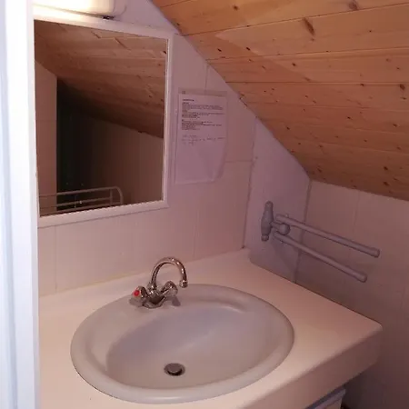 Grand 14 Personnes ,cour ,salle De Jeux, Proche Du Village , Commerces Holiday home *