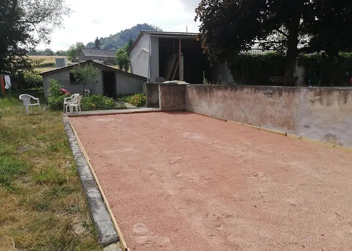 Grand 14 Personnes ,cour ,salle De Jeux, Proche Du Village , Commerces Holiday home Murat (Cantal)