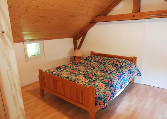 Holiday home Grand 14 Personnes ,cour ,salle De Jeux, Proche Du Village , Commerces *