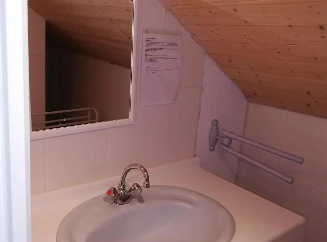 Grand 14 Personnes ,cour ,salle De Jeux, Proche Du Village , Commerces Holiday home *